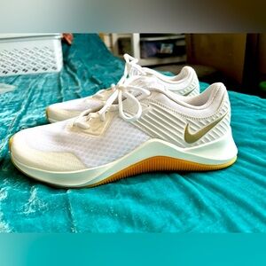 Nike MC Trainer White/ Gold Women Shoes - Size 9